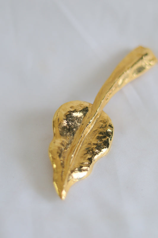 Broche signée Lolita Paris