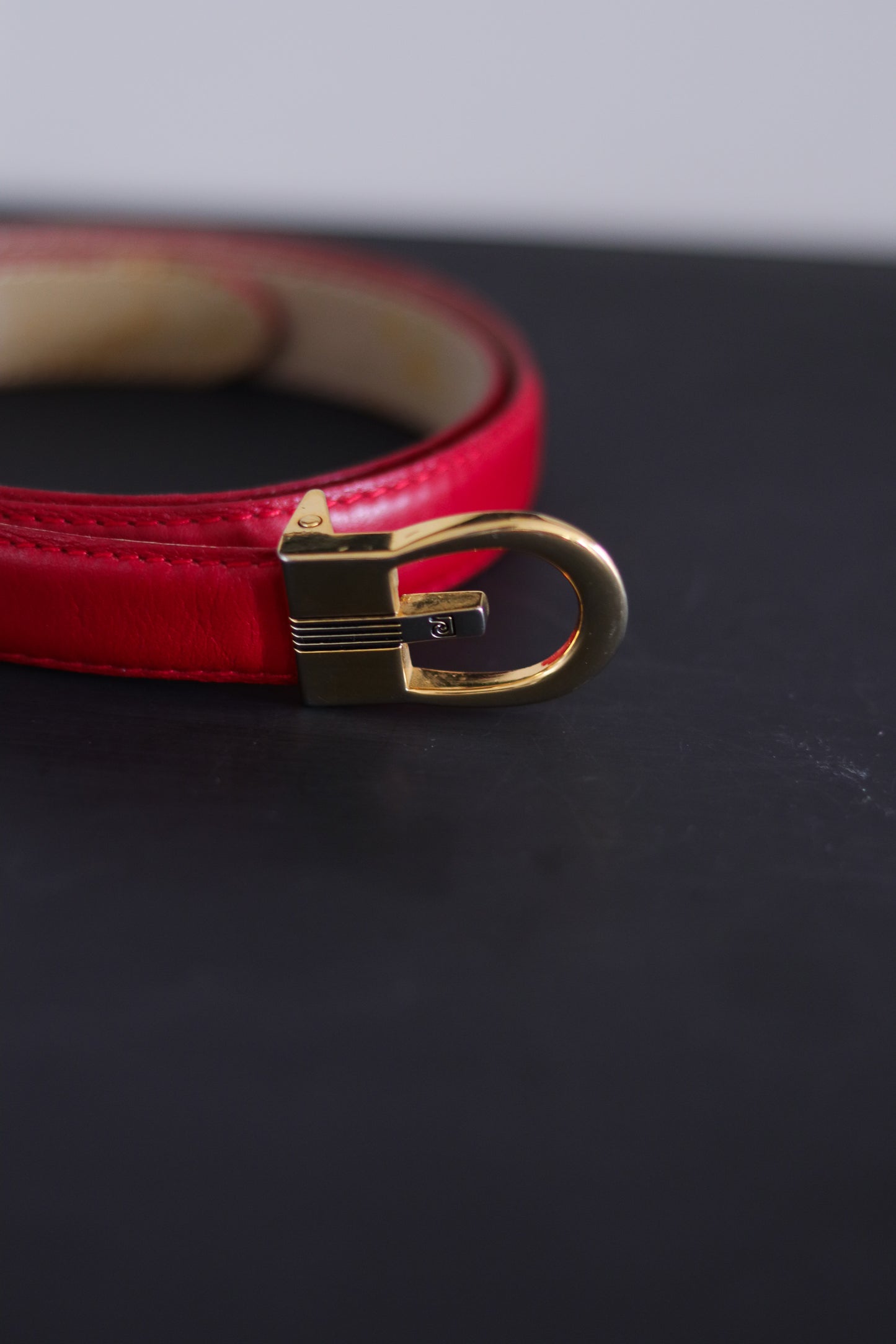 Ceinture rouge Pierre Cardin