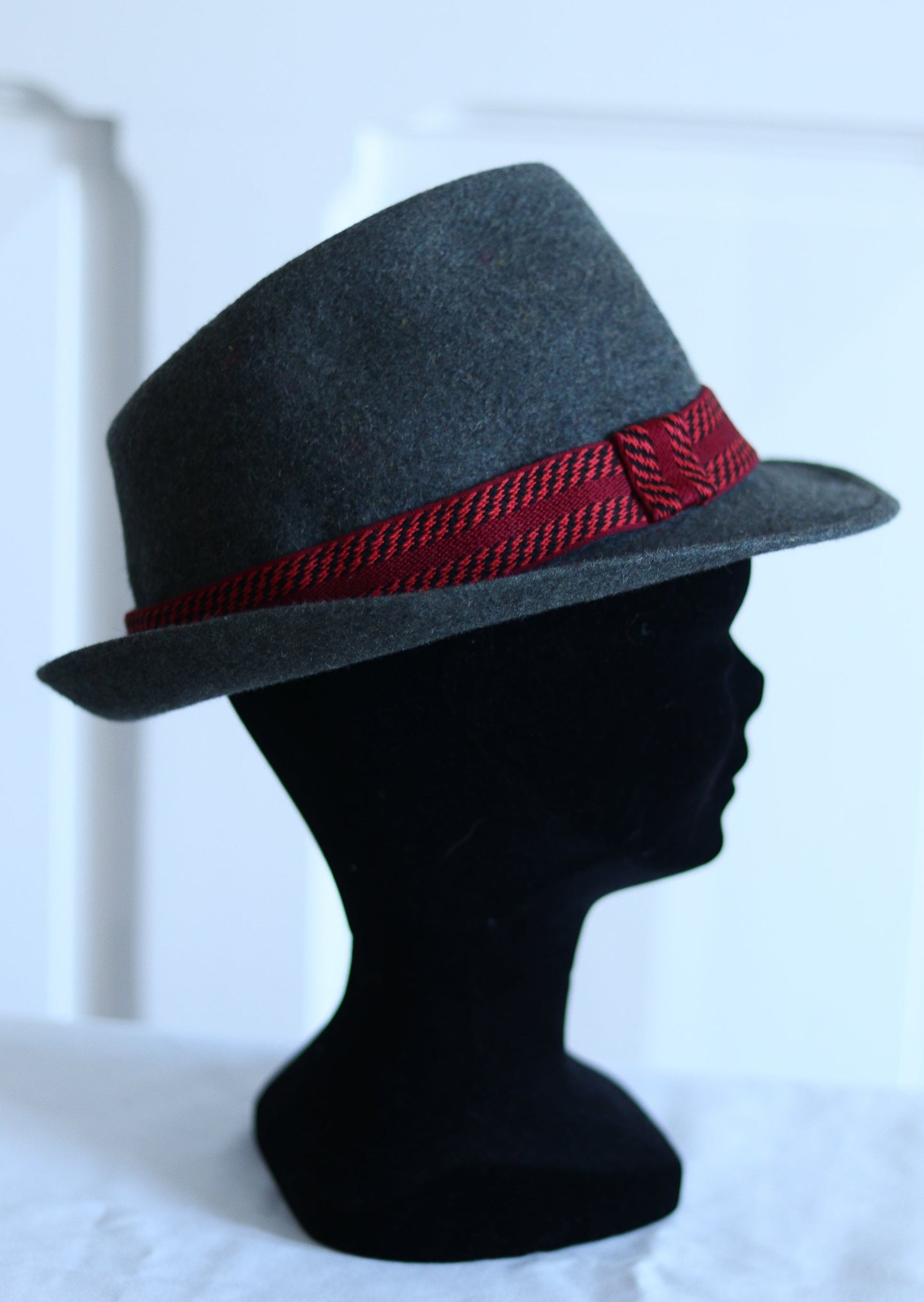 Chapeau Trilby en laine feutrée