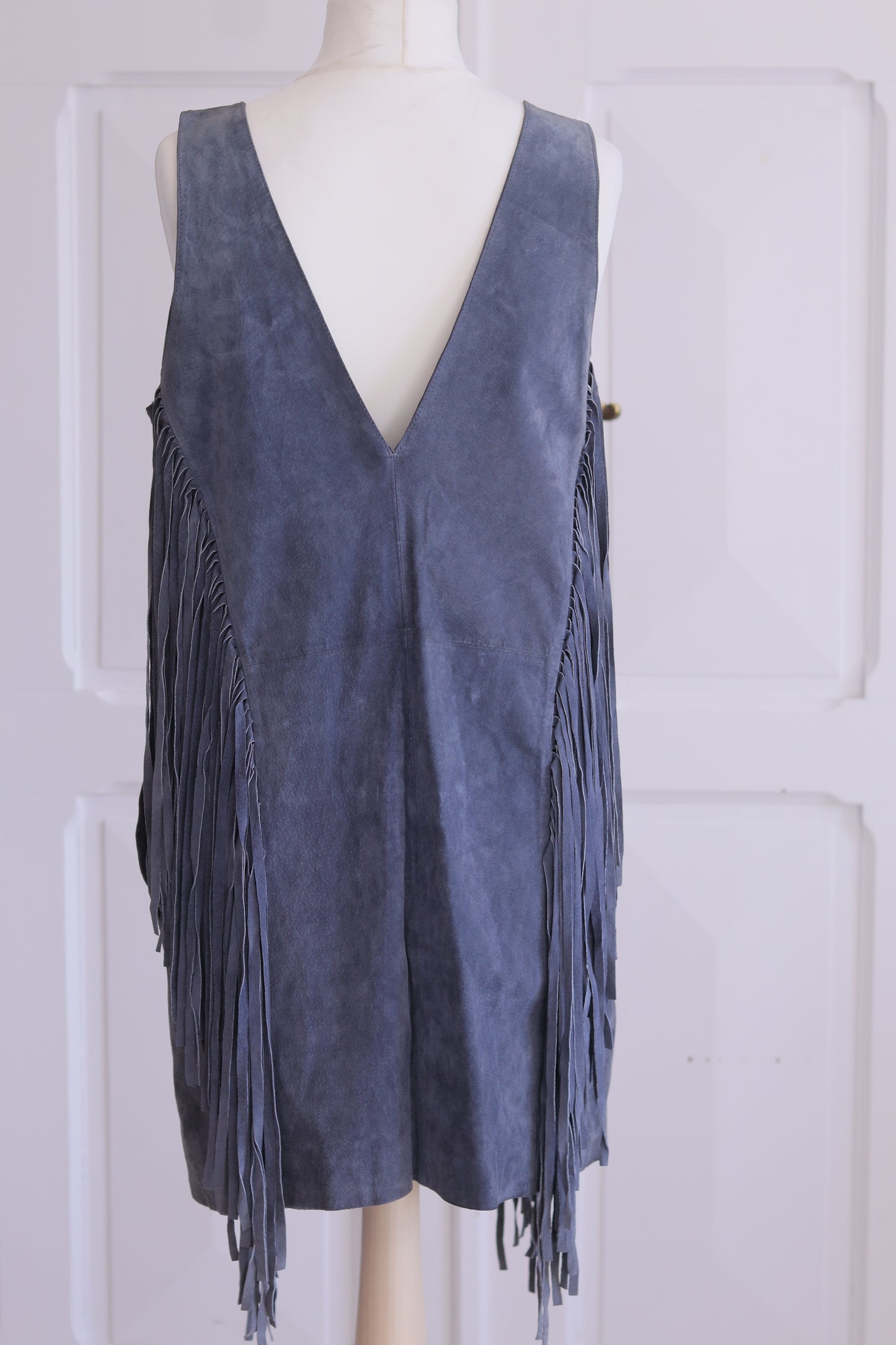 Robe à franges en cuir daim
