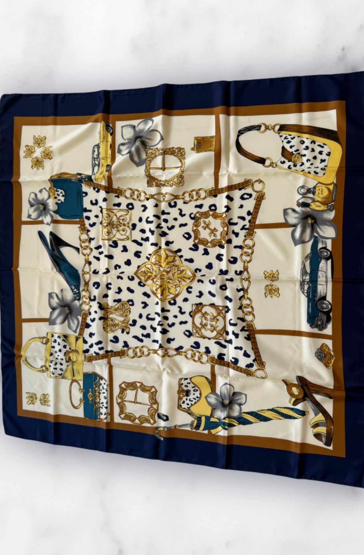 Foulard à motifs accessoires de luxe