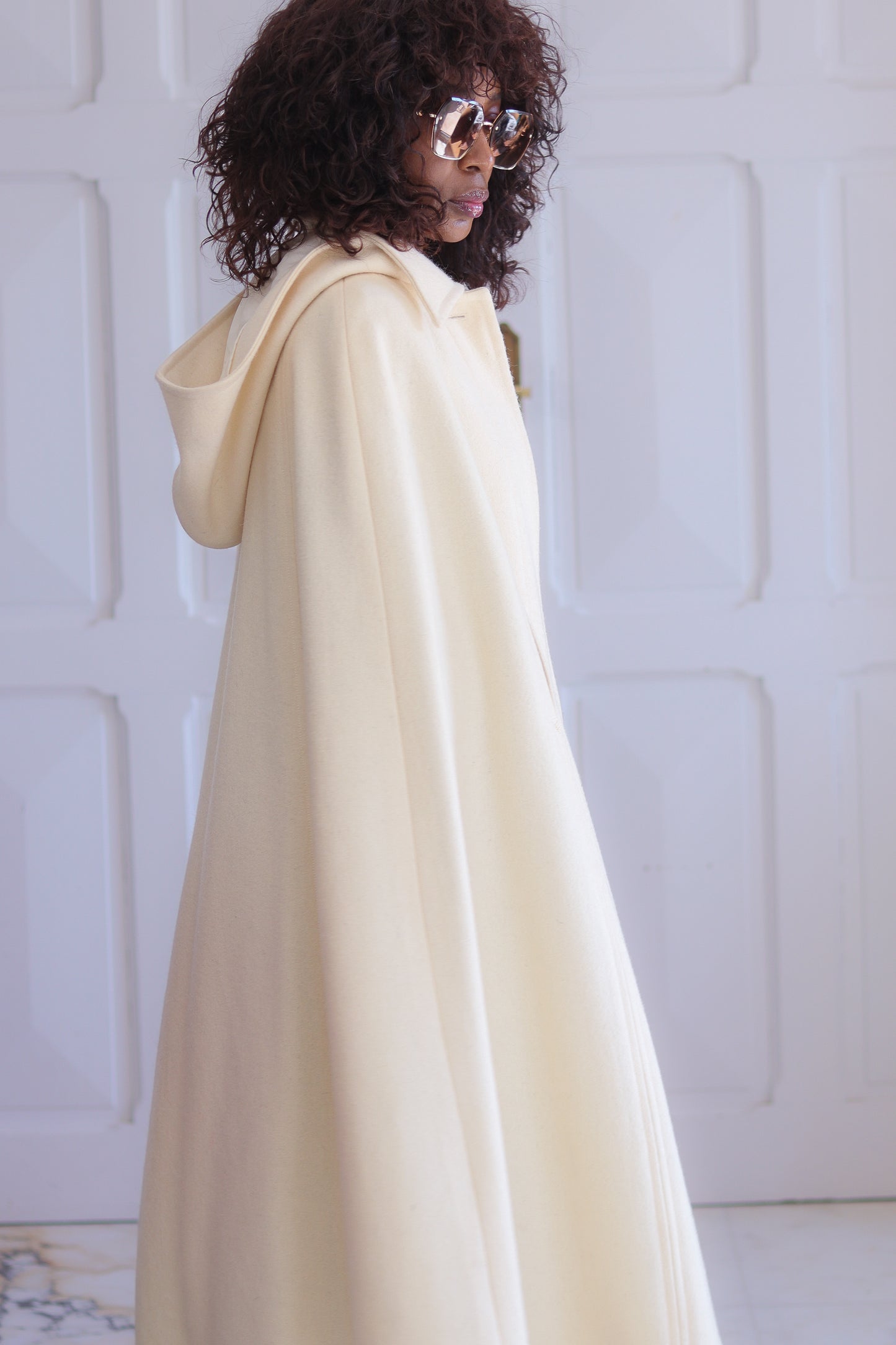Manteau cape en laine