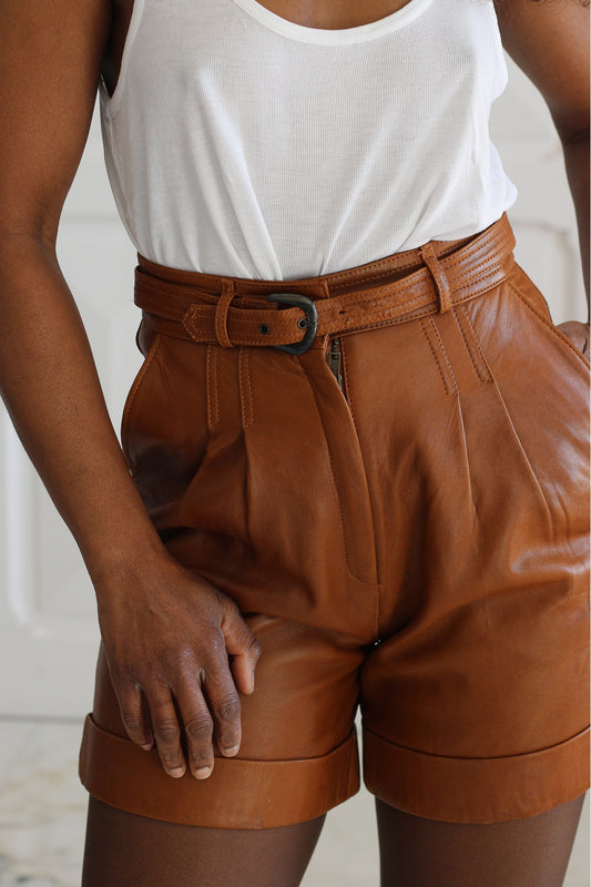 Short taille haute en cuir d'agneau