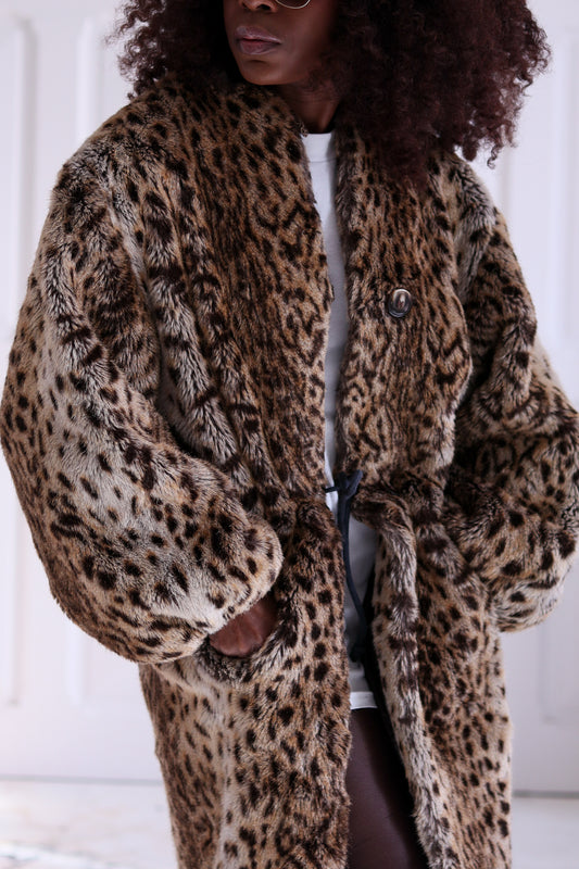 Sylvia Dorante manteau fausse fourrure