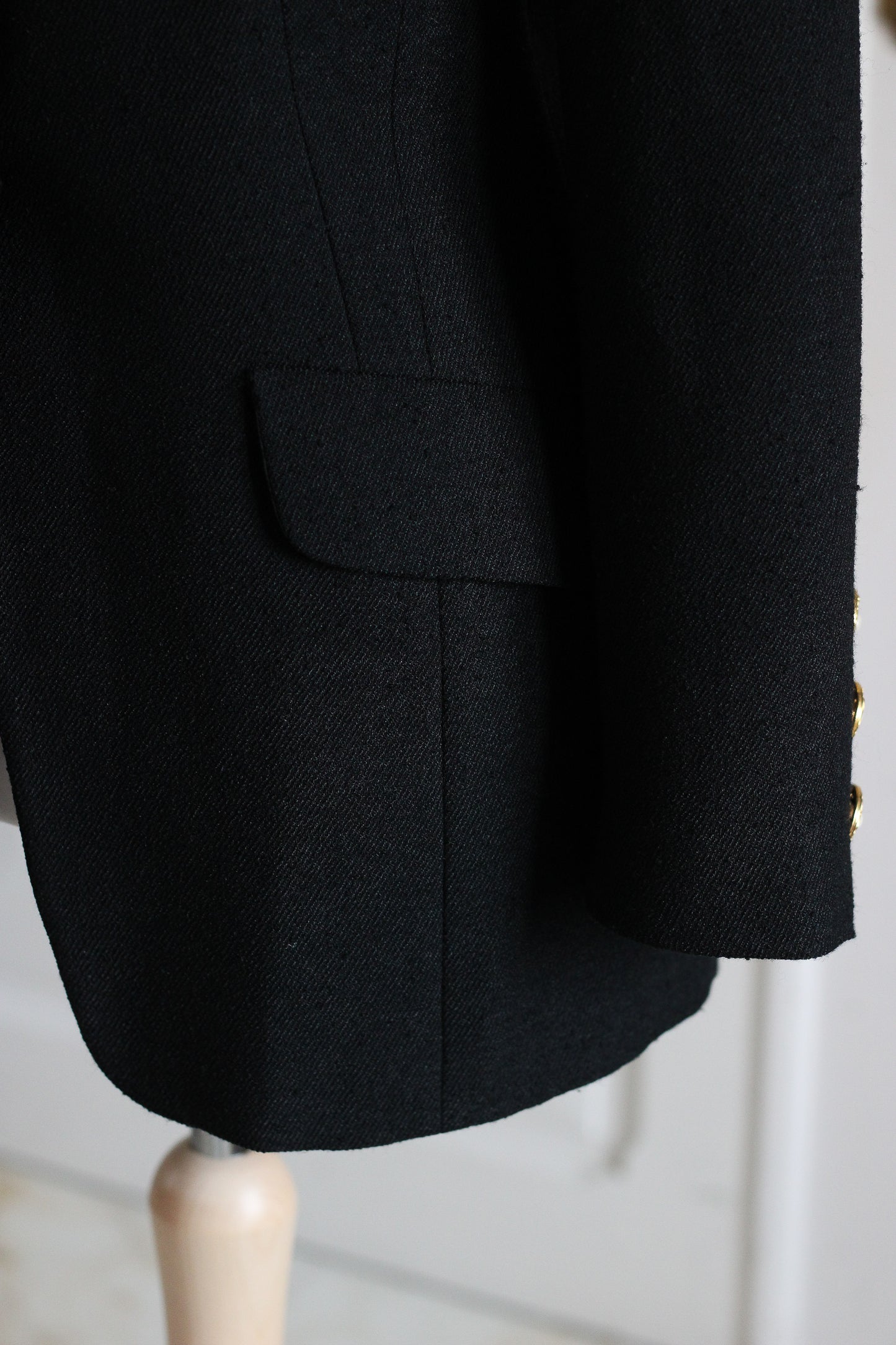 Veste de cocktail vintage à boutons bijoux