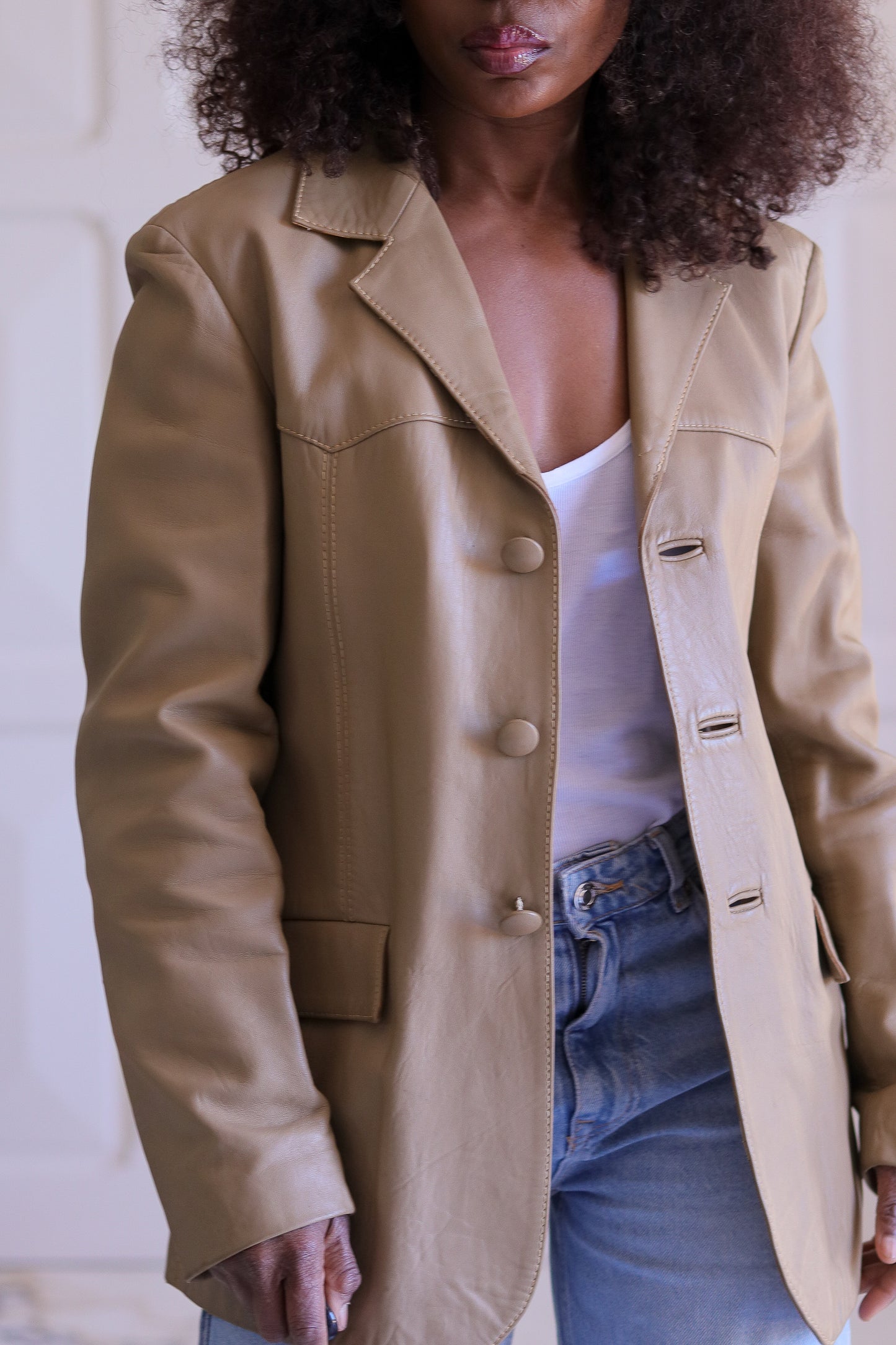 Blazer en cuir taupe