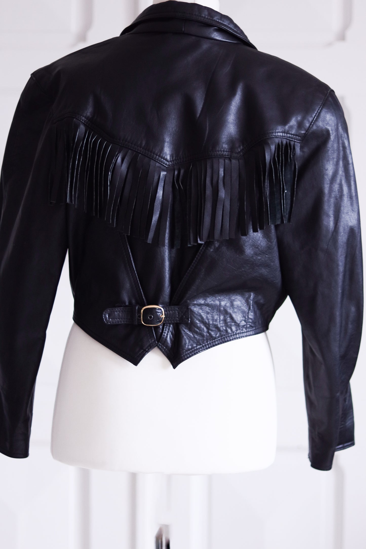 Blouson court à franges made in italy