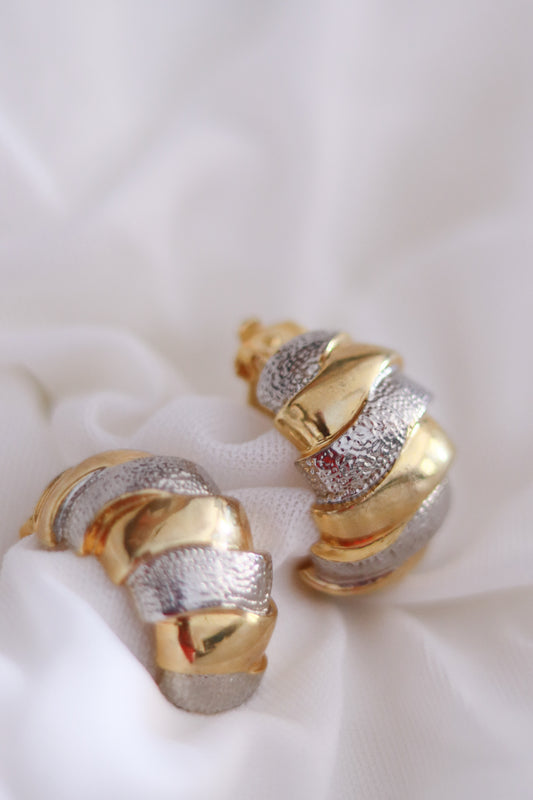 Boucles d'oreilles vintage courbée