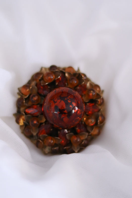 Broche bombée vintage fleuri