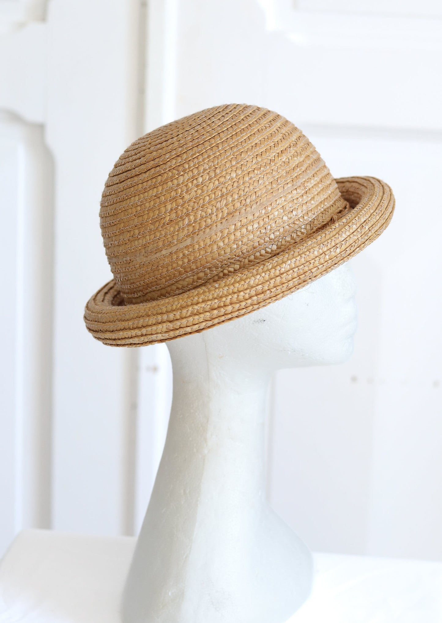 Chapeau cloche en paille