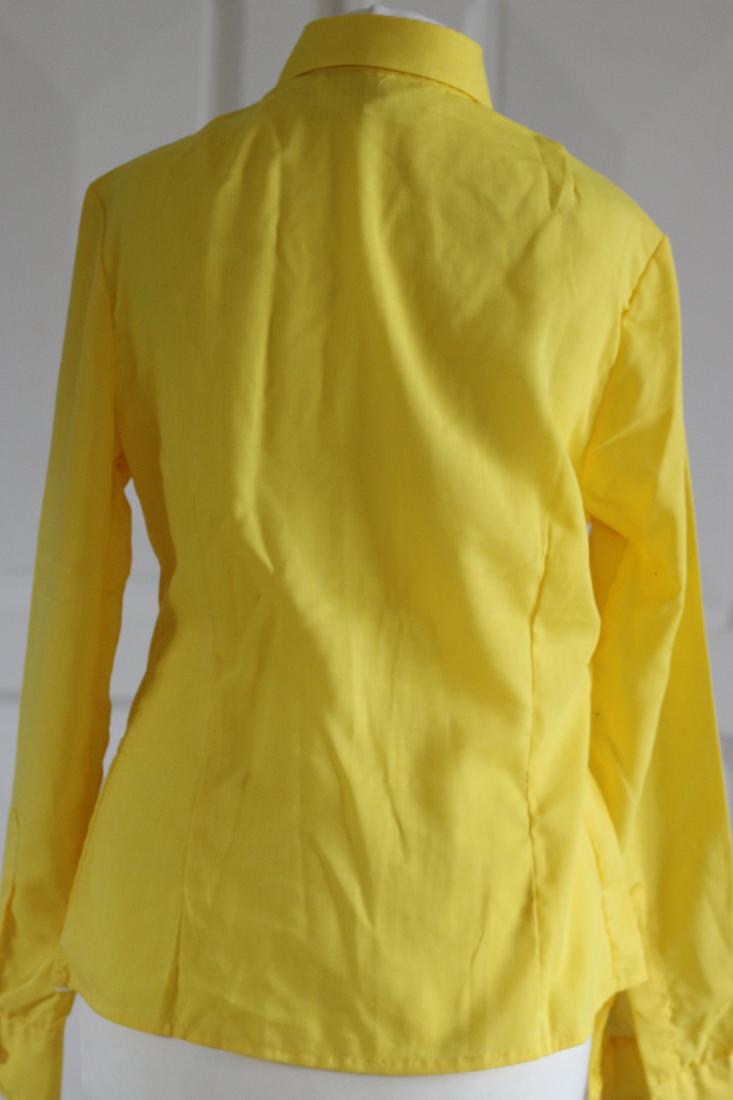 Chemisier jaune col pelle à tarte