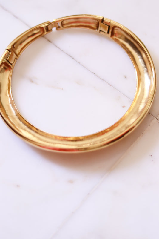 Collier en vintage en métal lourd