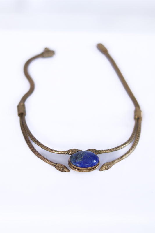 Collier en pierre de lapis lazuli