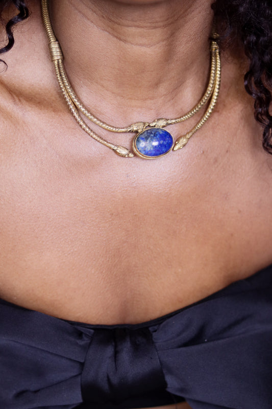 Collier en pierre de lapis lazuli