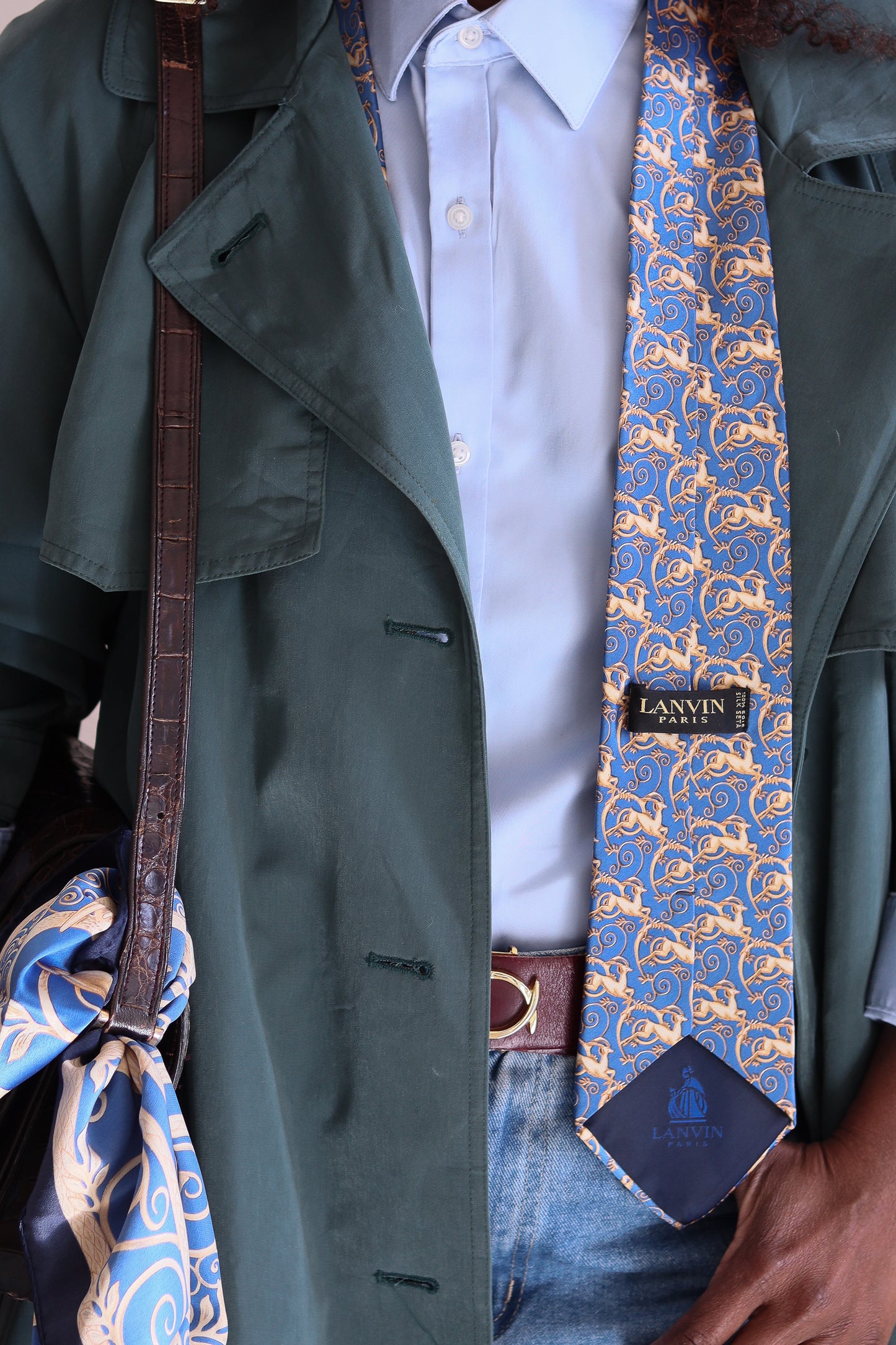 Lanvin cravate et carré de soie