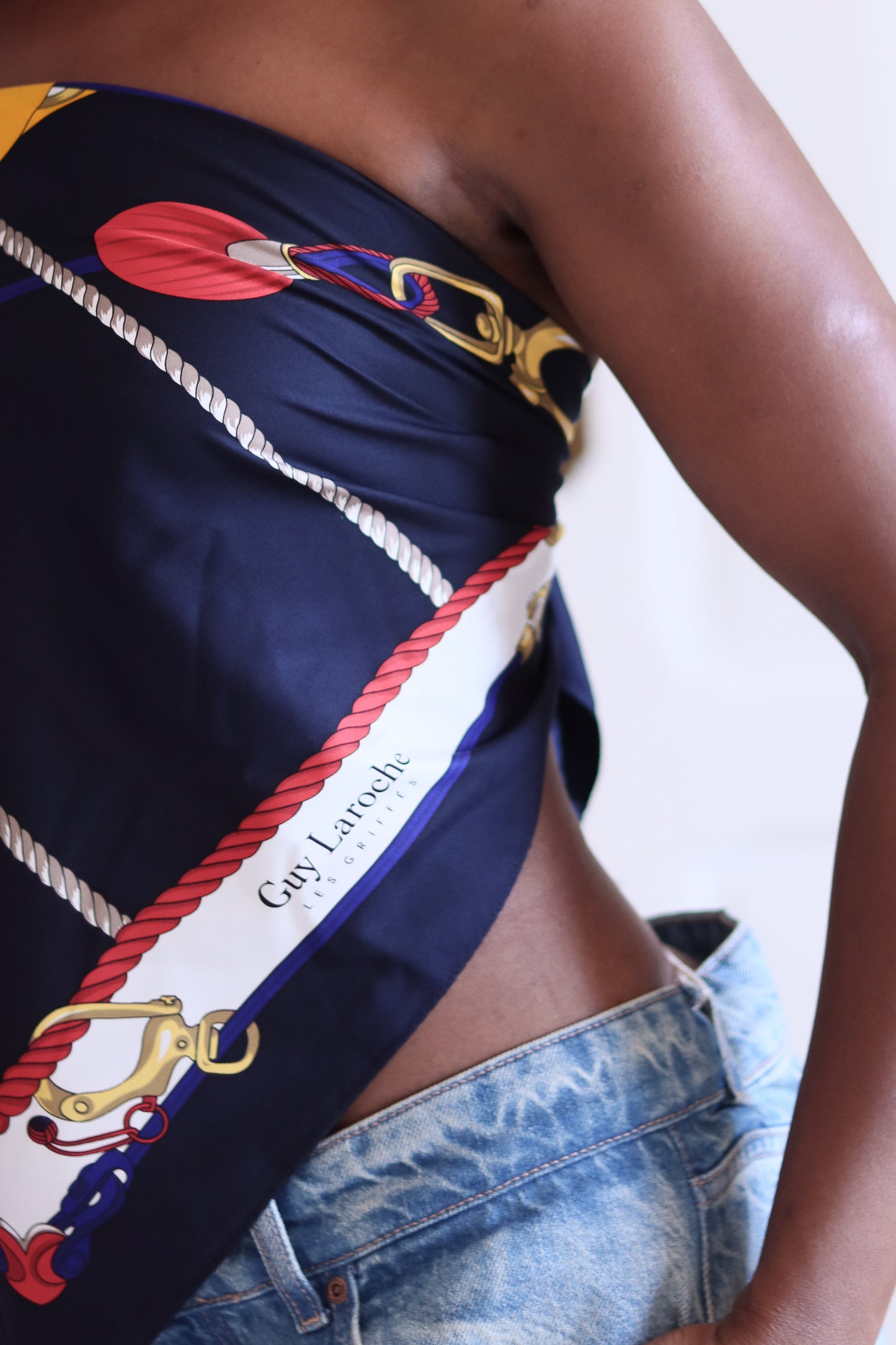 Guy Laroche foulard à motif