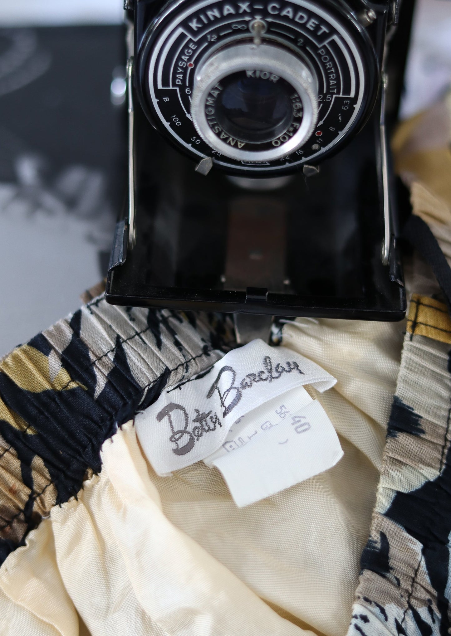 Betty BARCLAY jupe à motifs