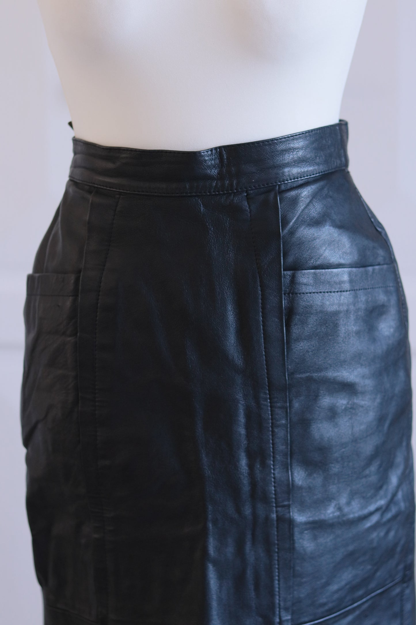Louis London jupe crayon en cuir