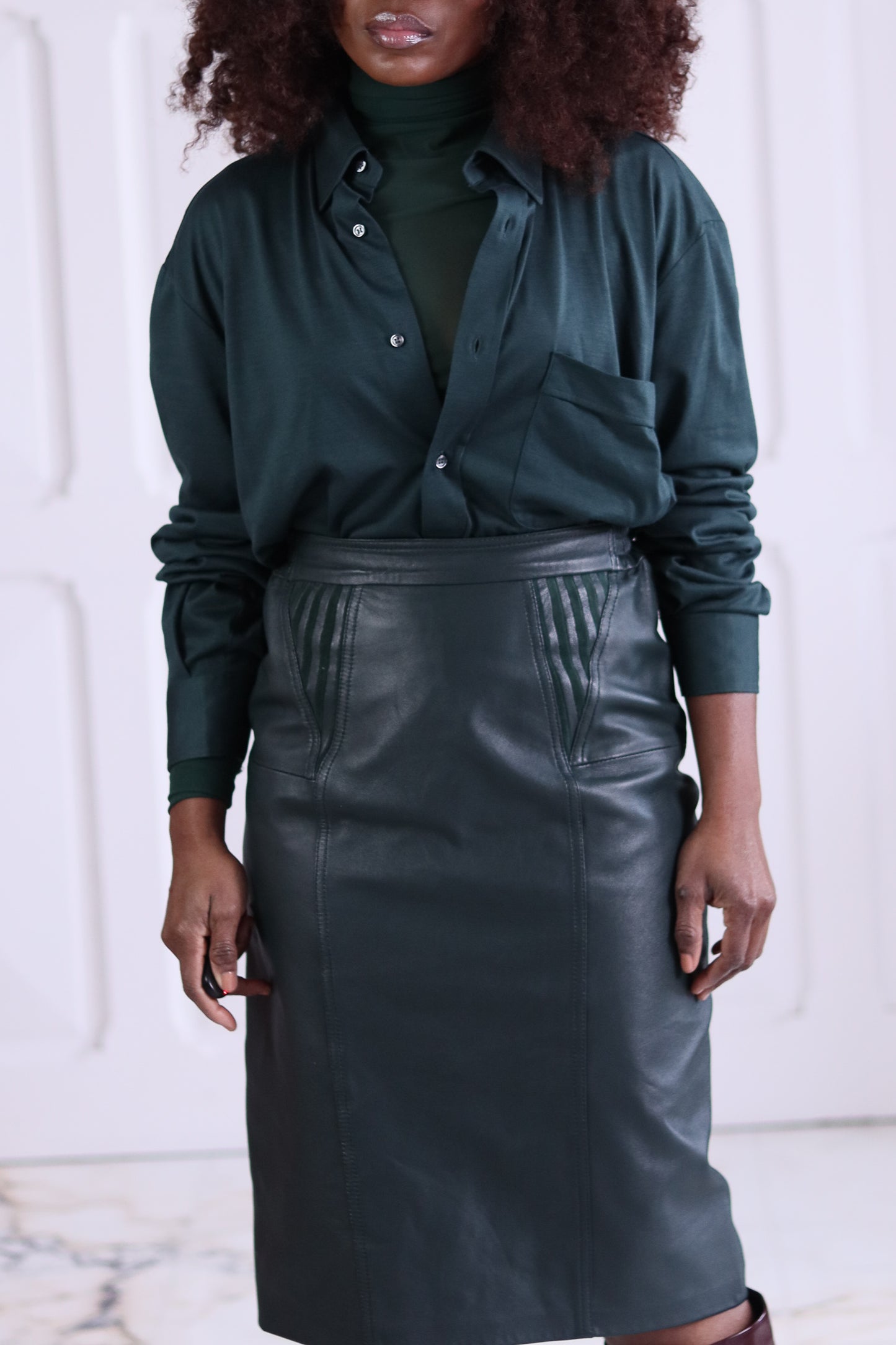 Jupe crayon en cuir vert