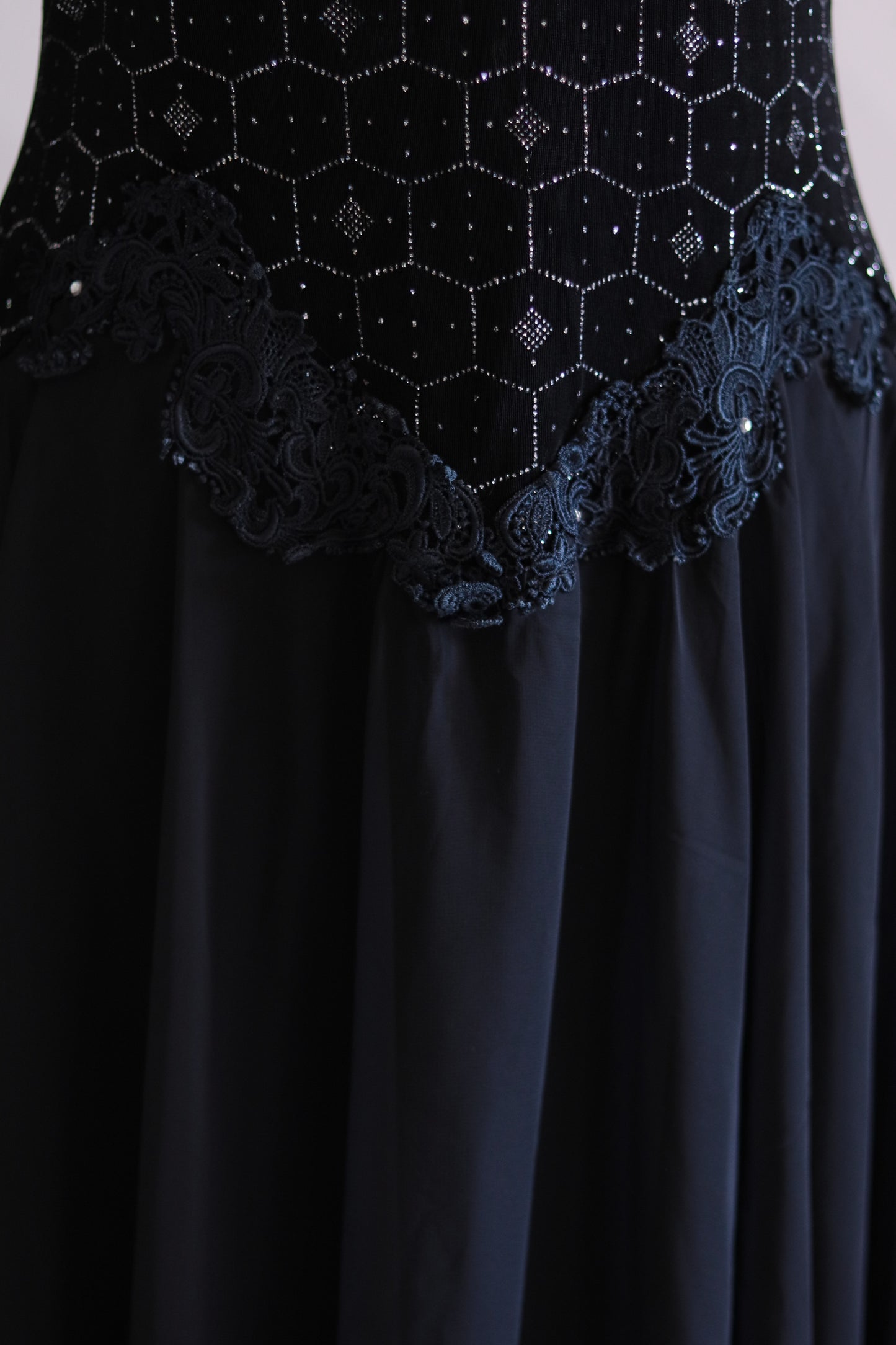 Longue robe cocktail années 80