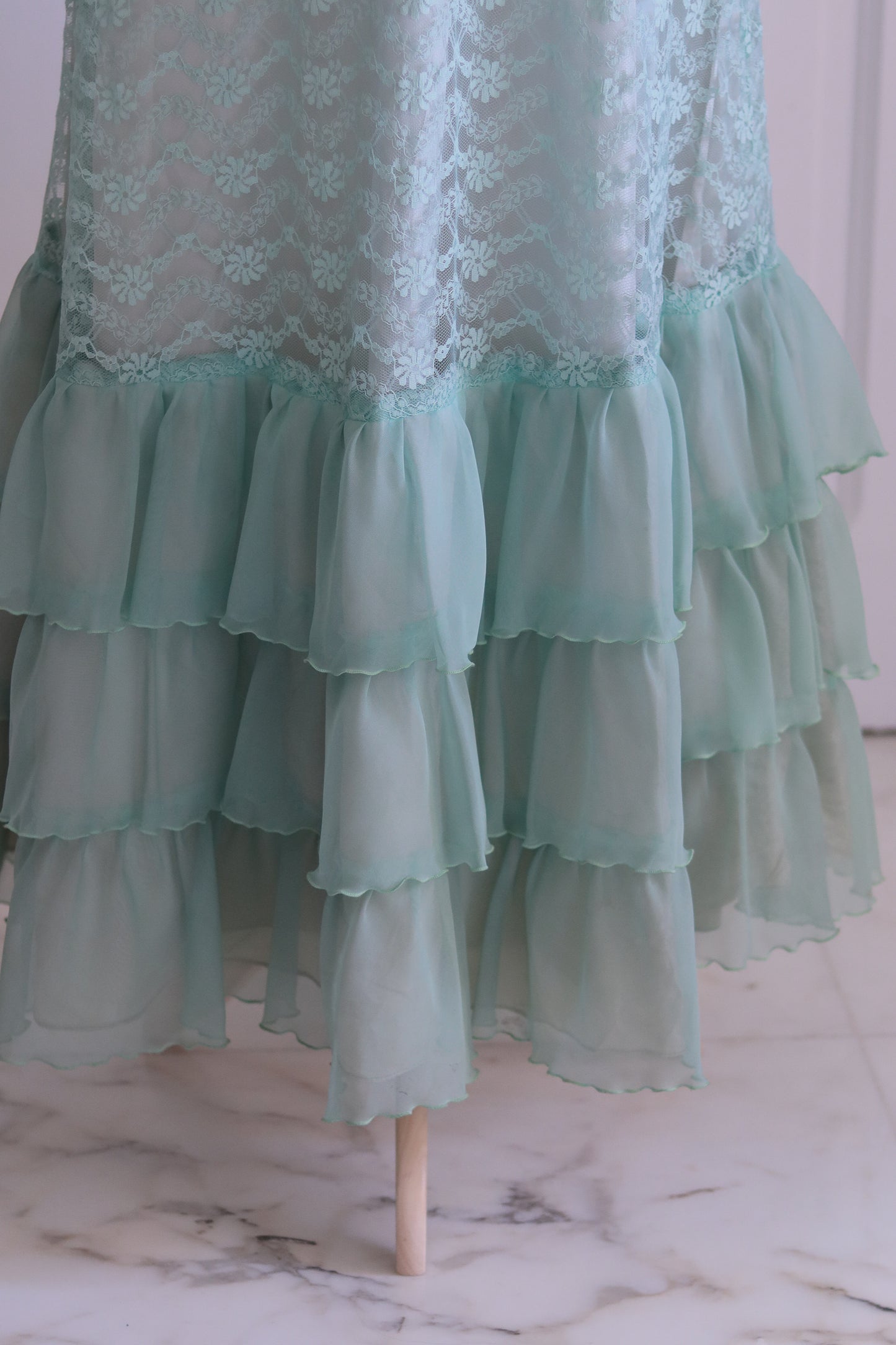Robe en dentelle vert d'eau