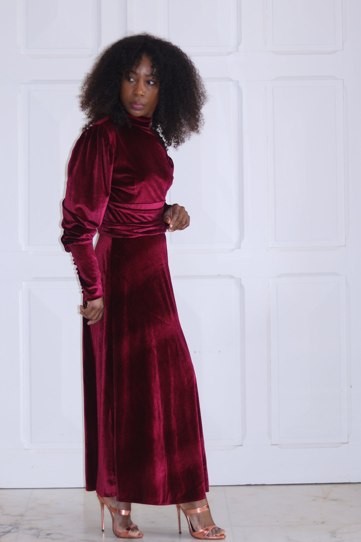 Bella robe cocktail rouge velours