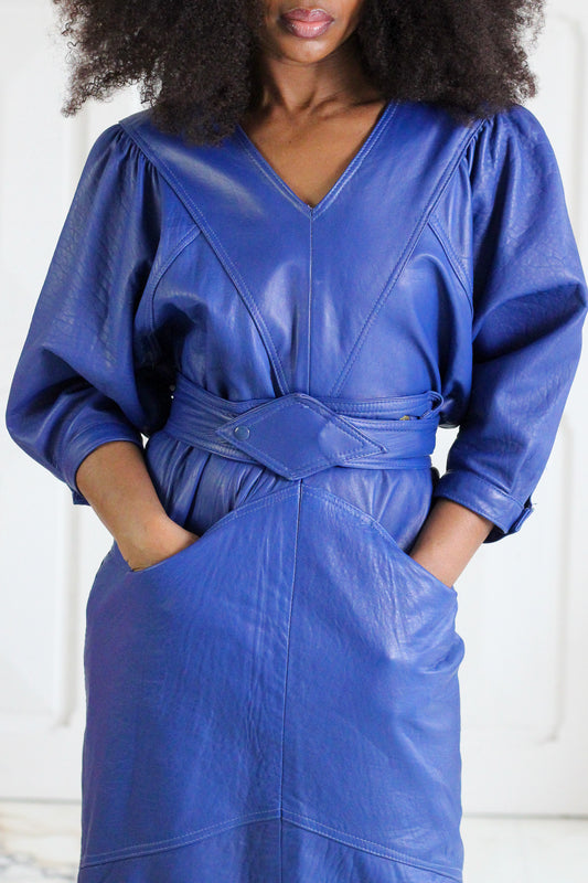 Robe en cuir bleu confection artisanal