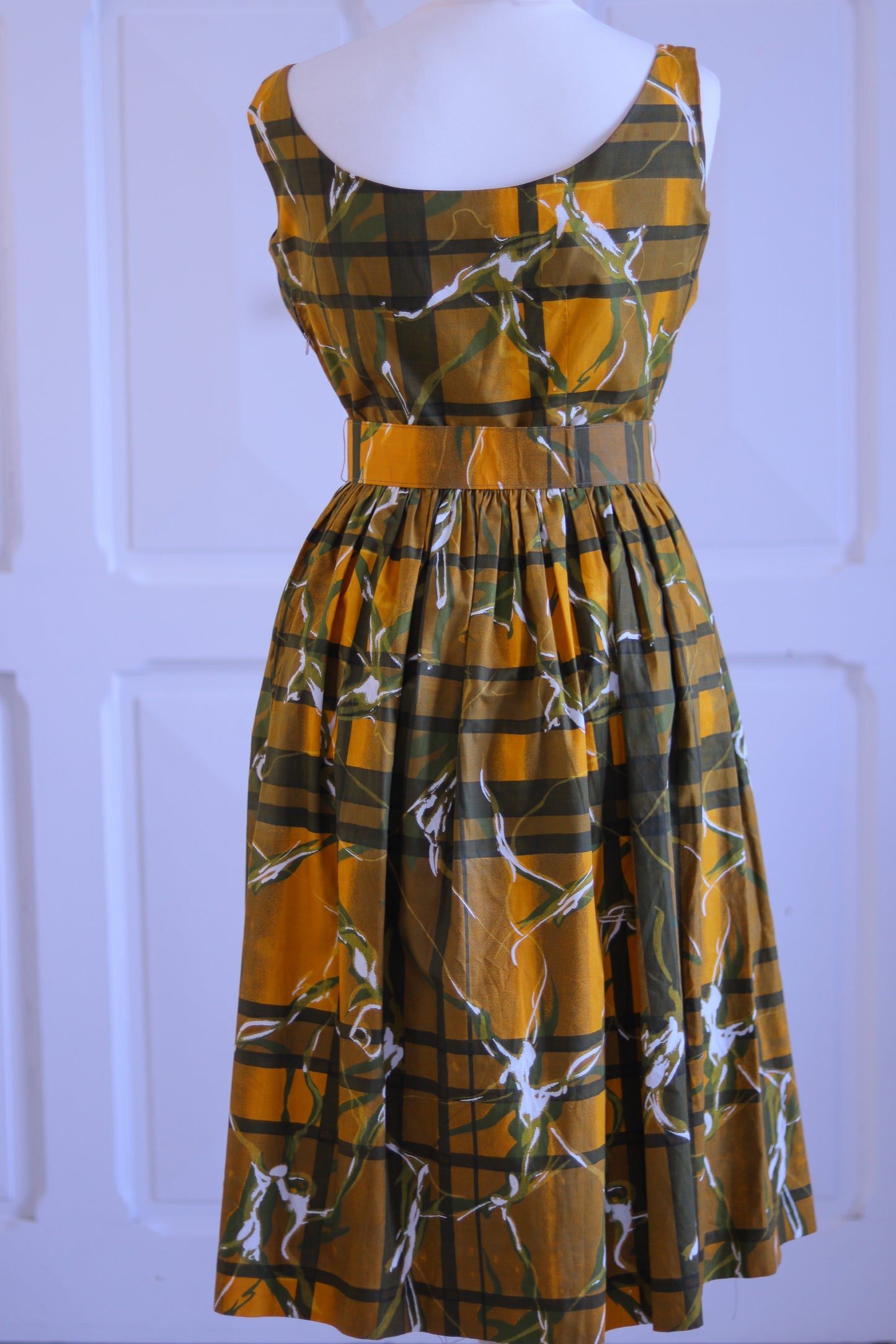 Héros robe années 1950