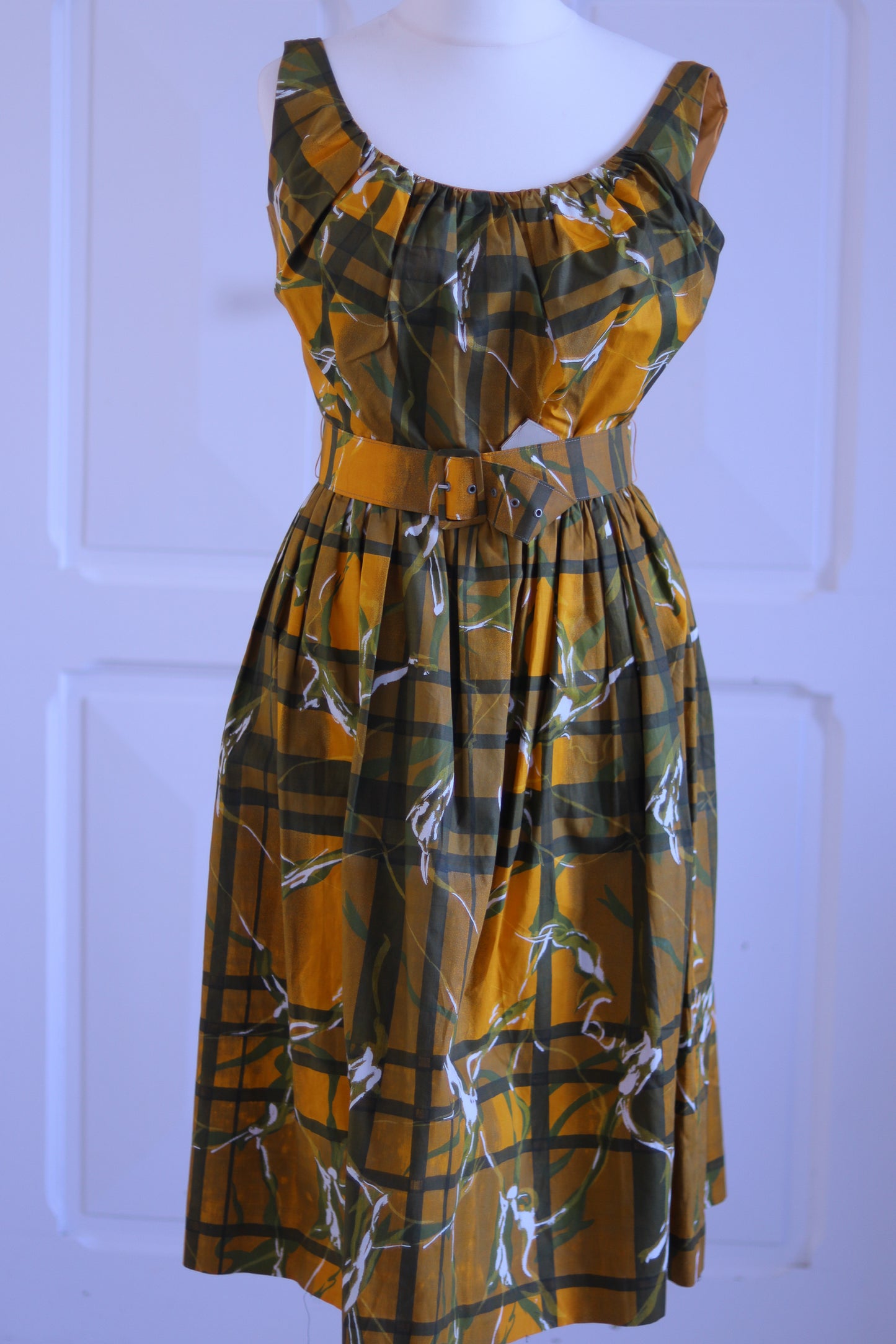 Héros robe années 1950