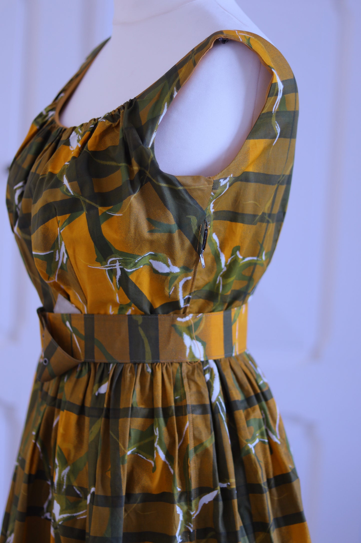 Héros robe années 1950