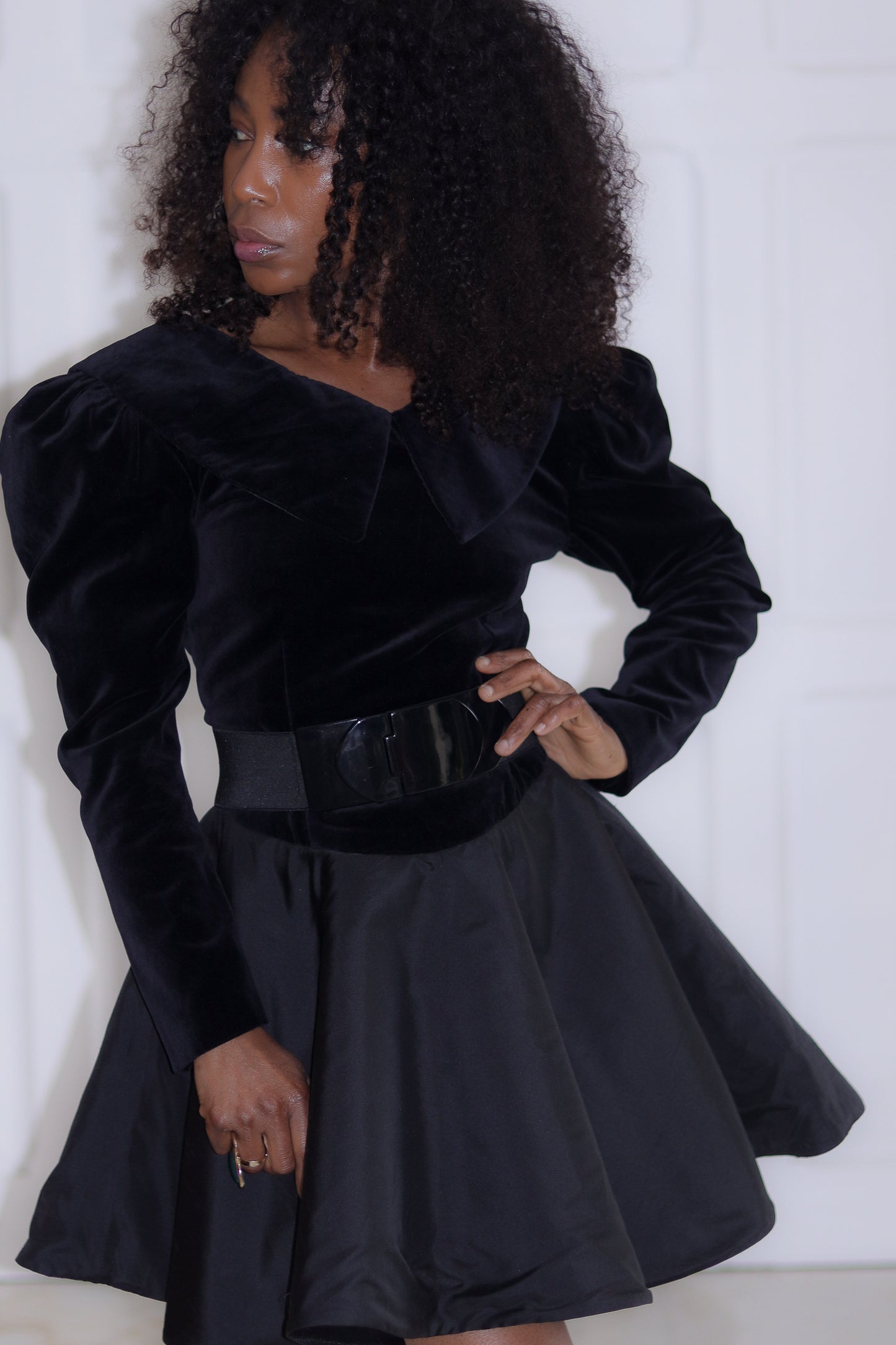 Robe cocktail col Claudine