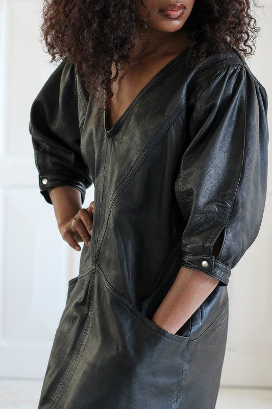 Robe en cuir vintage longueur midi