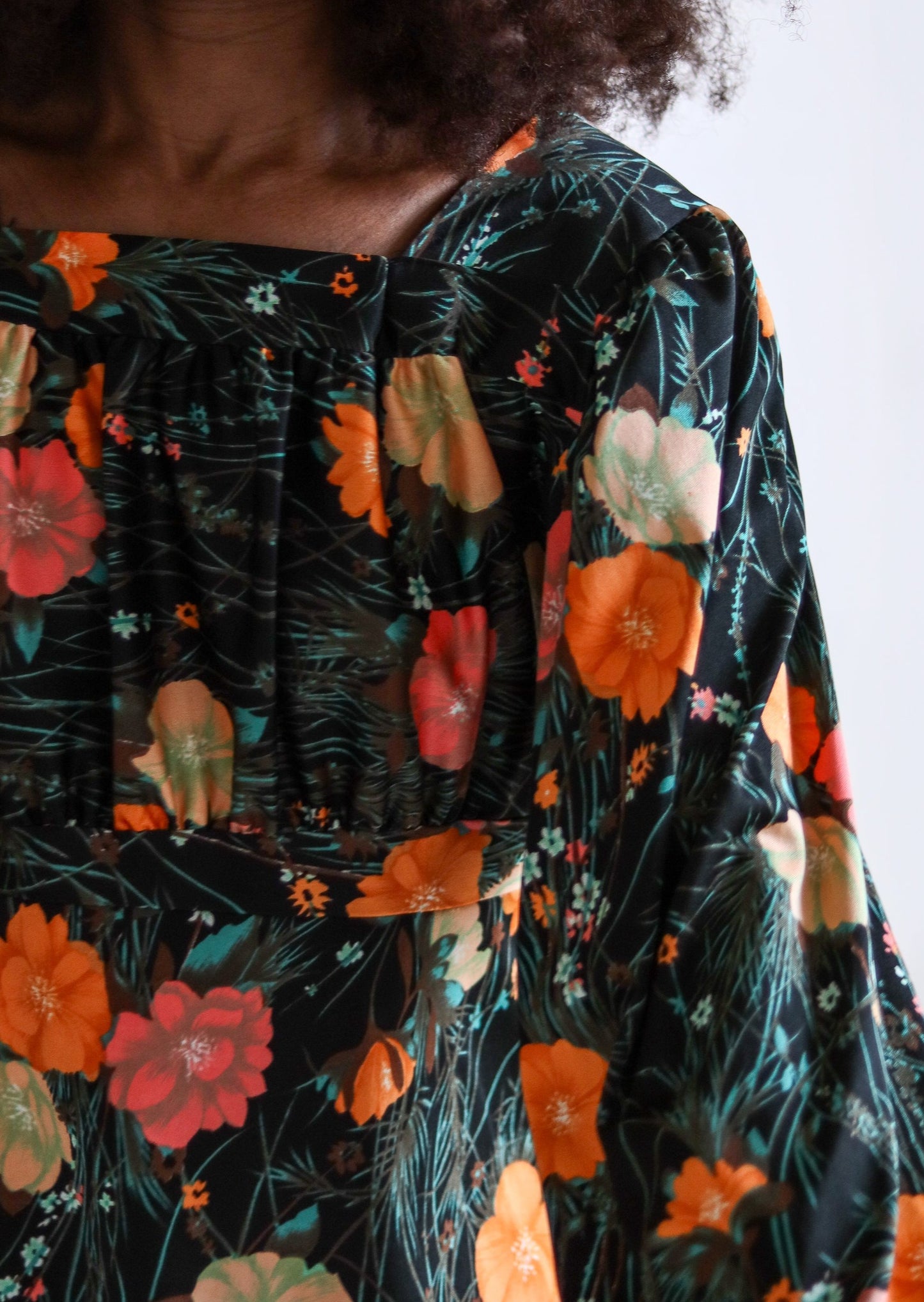 Robe vintage à motifs floraux