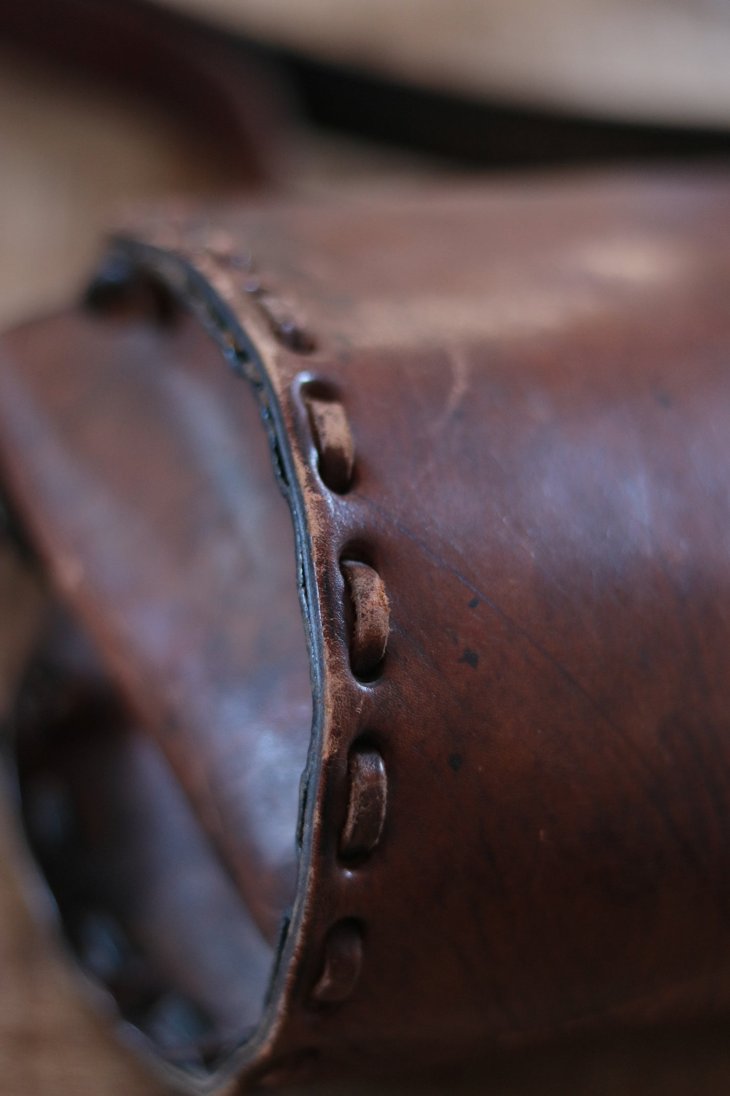 Sac besace en cuir années 1960