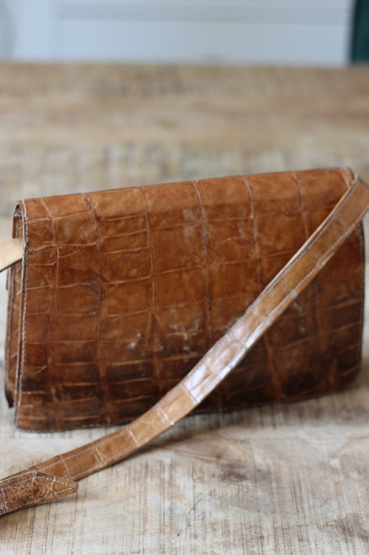 Sac pochette en cuir croco