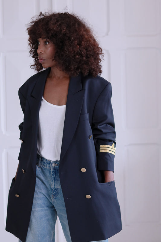 Liliane Attias veste de la marine