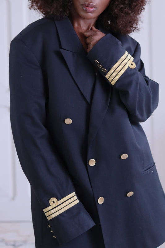 Liliane Attias veste de la marine