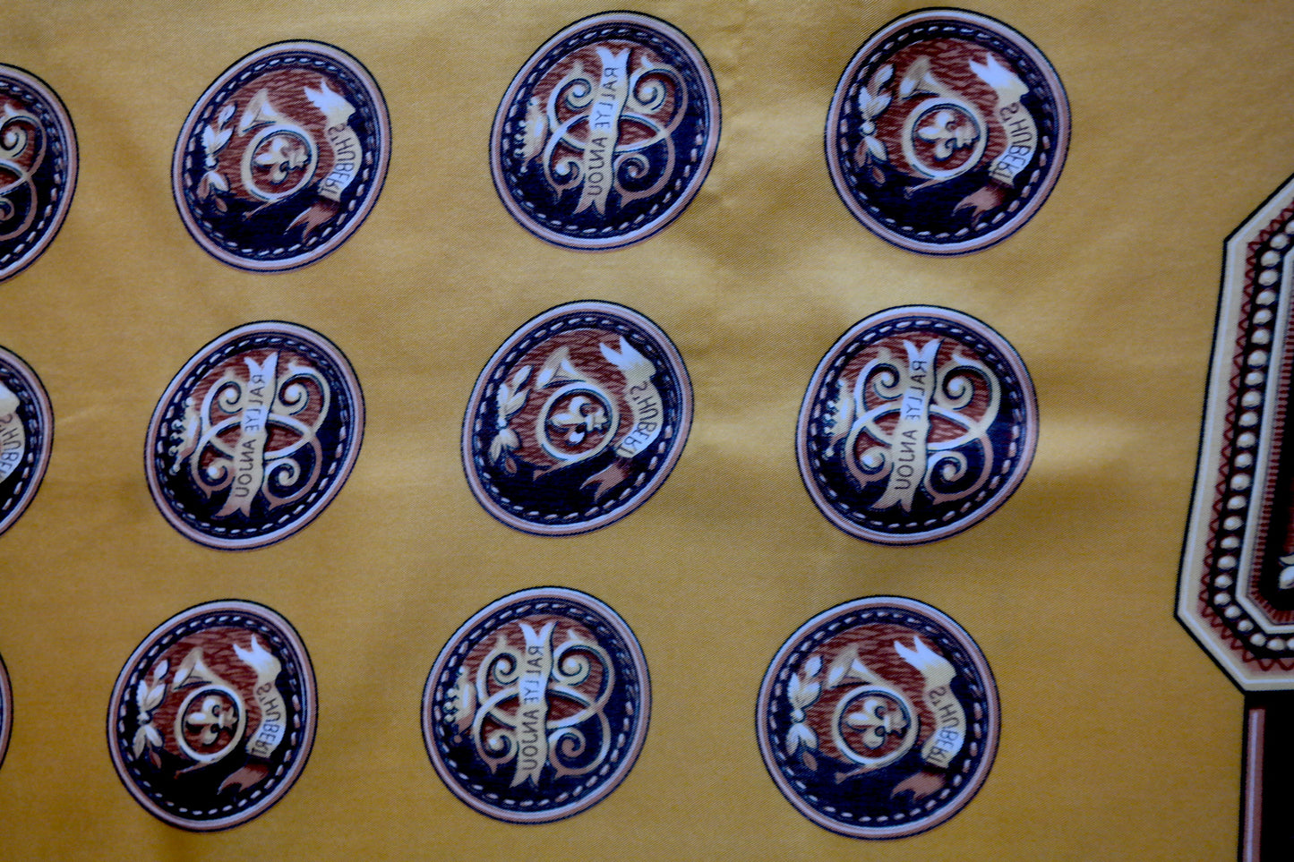 Écharpe foulard BACCARA