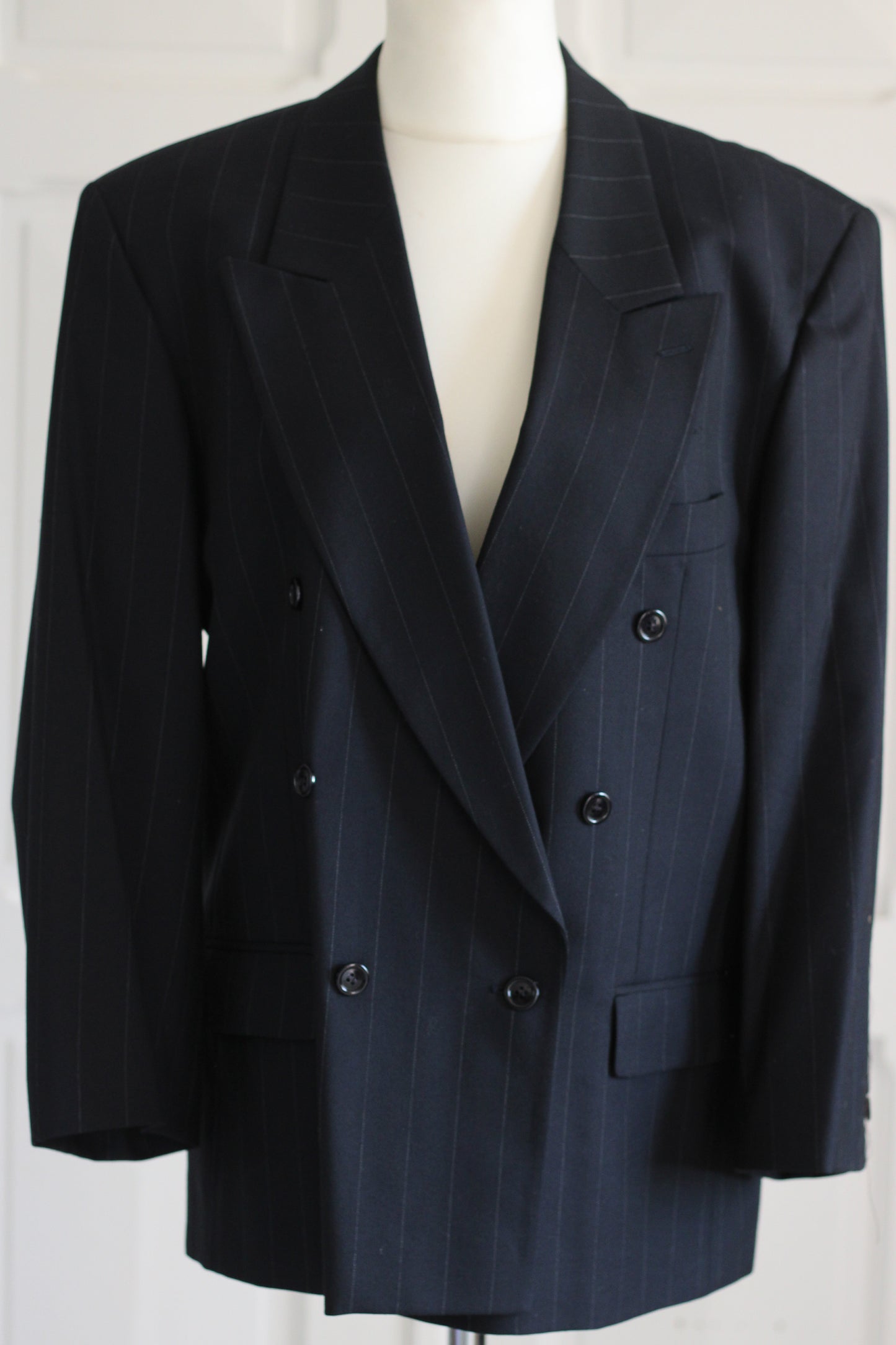 Mario Dessuti tailleur pantalon masculin en laine