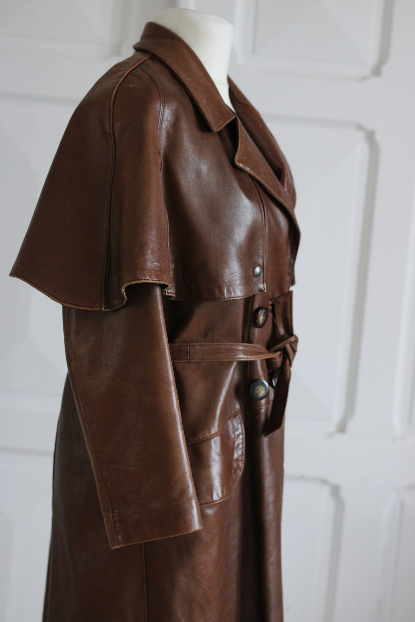 Eliana Jones manteau cuir