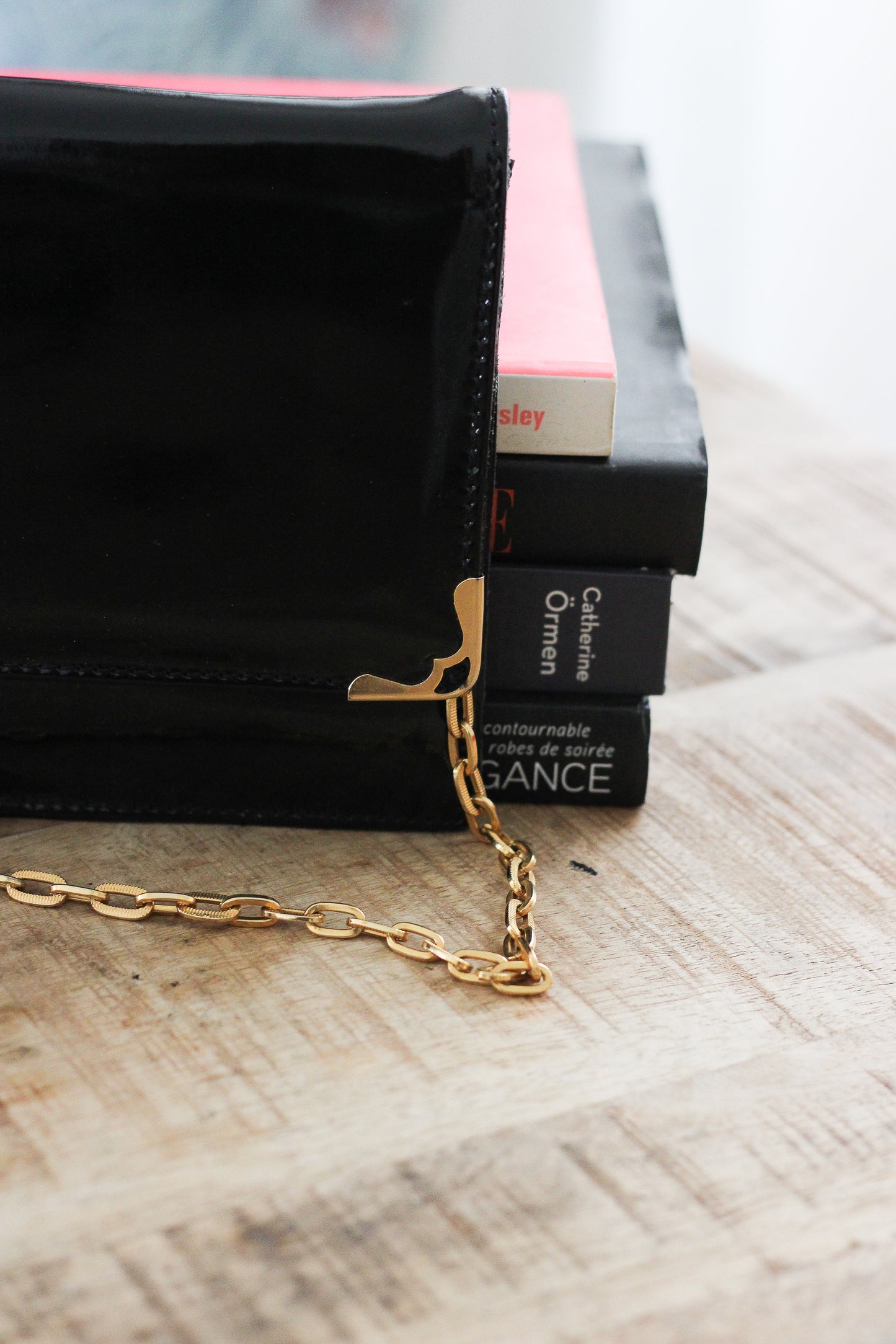 Pochette Cartier en cuir verni