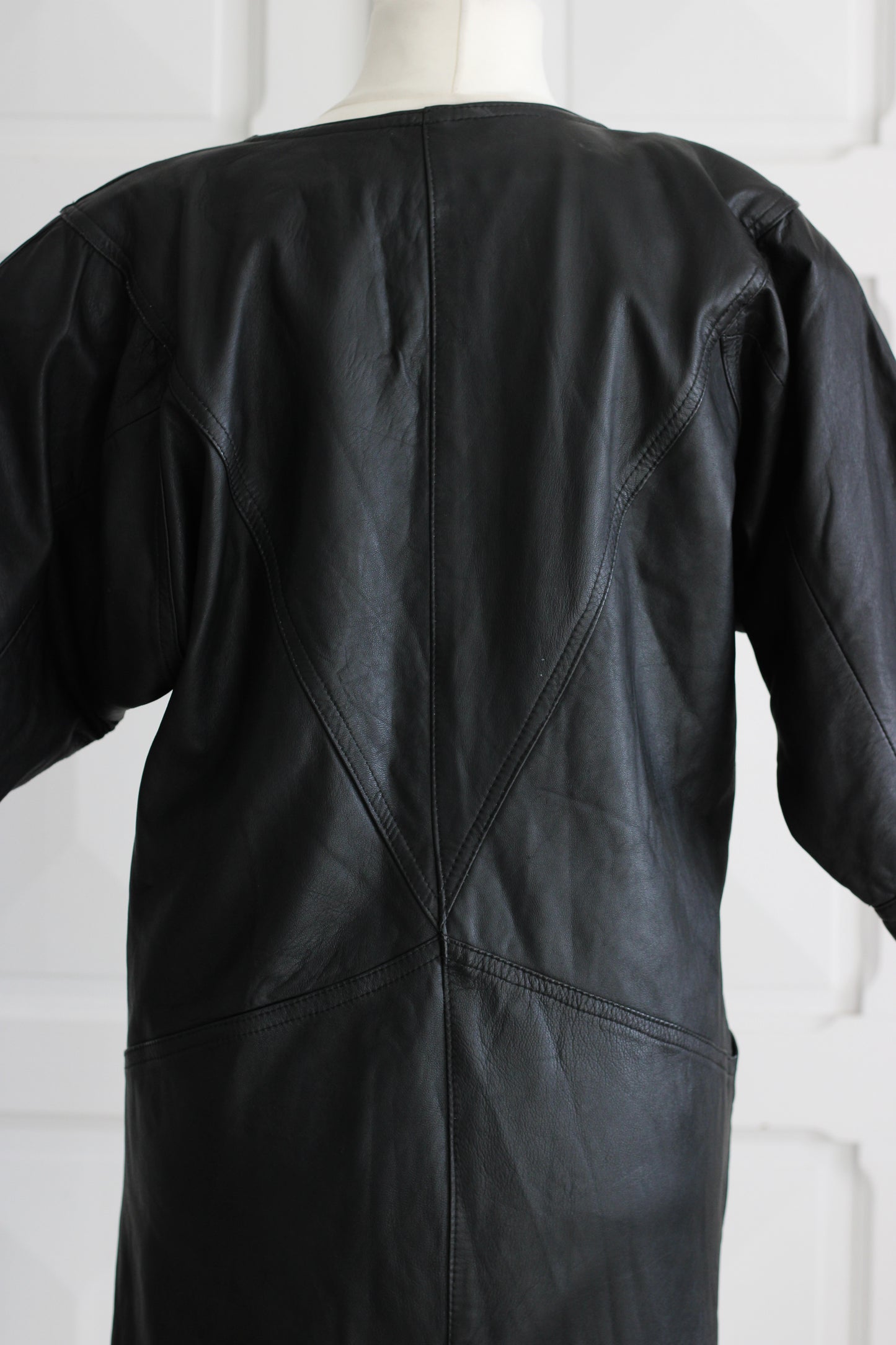 Robe en cuir véritable