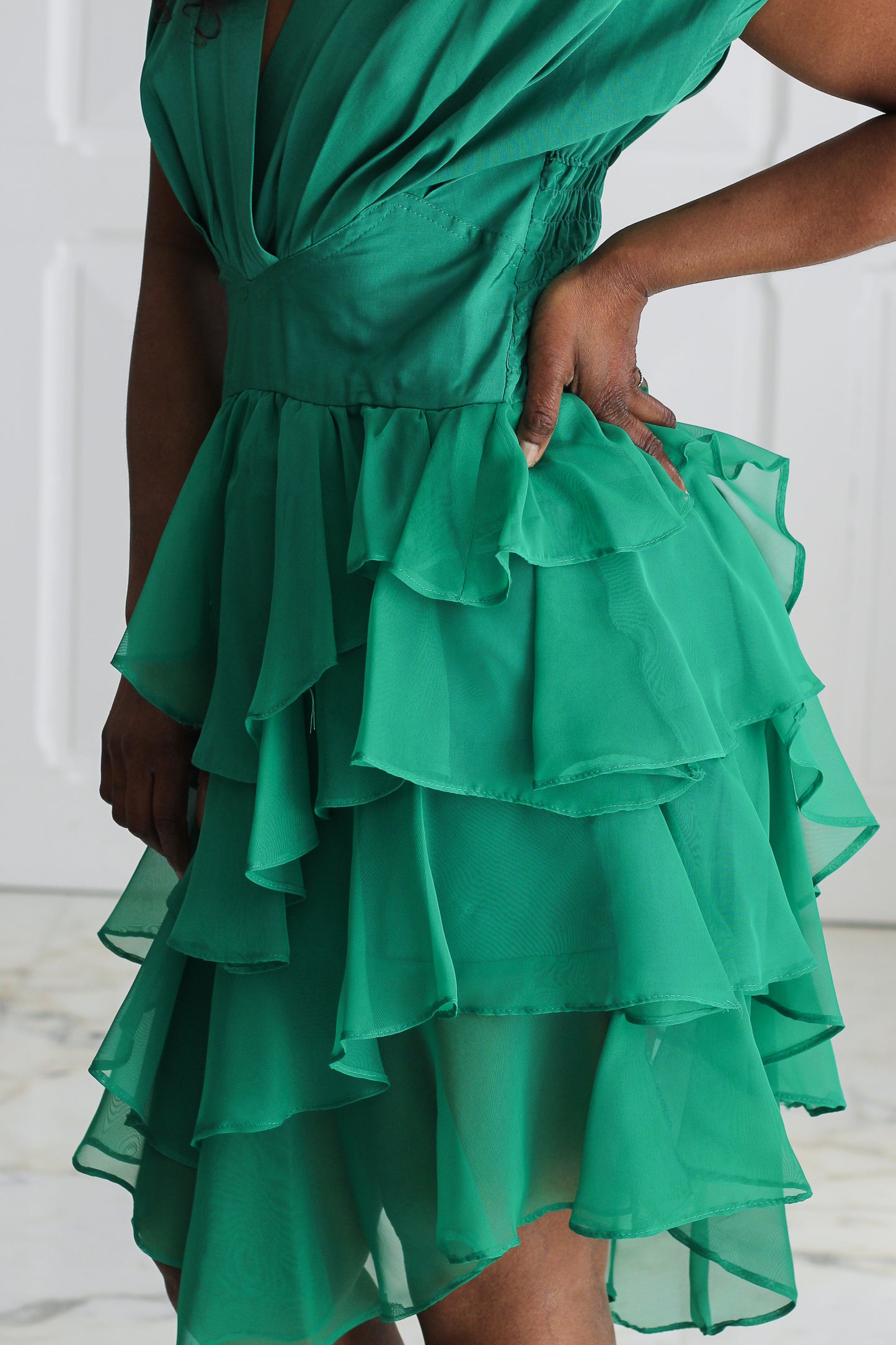 Robe vintage verte à volants, création française