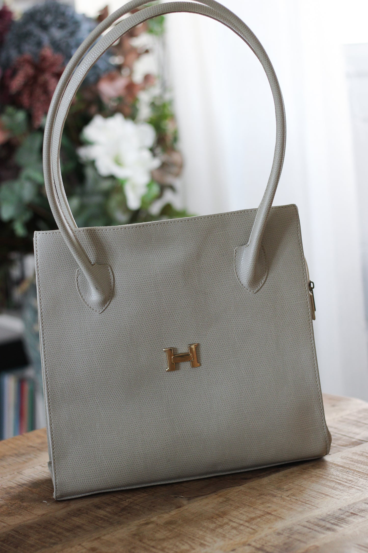 Sac à main vintage signé H