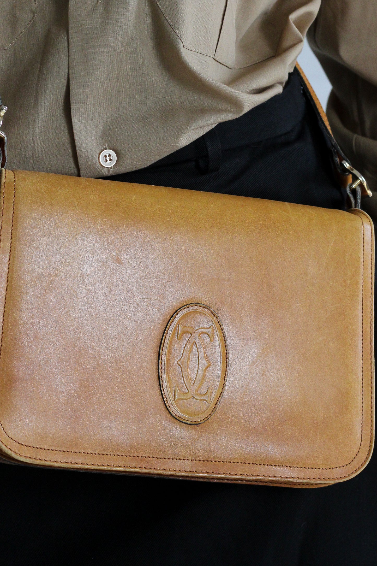 Sac bandoulière en cuir Cartier