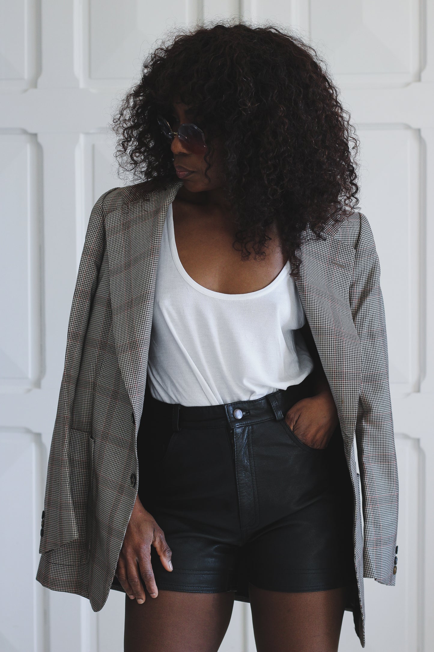 Short en cuir de chèvre noir