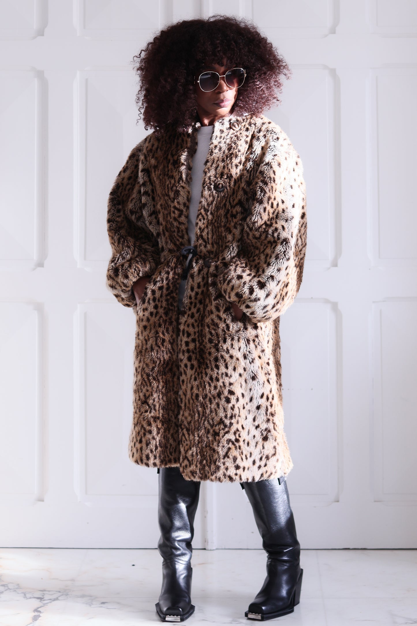 Sylvia Dorante manteau fausse fourrure