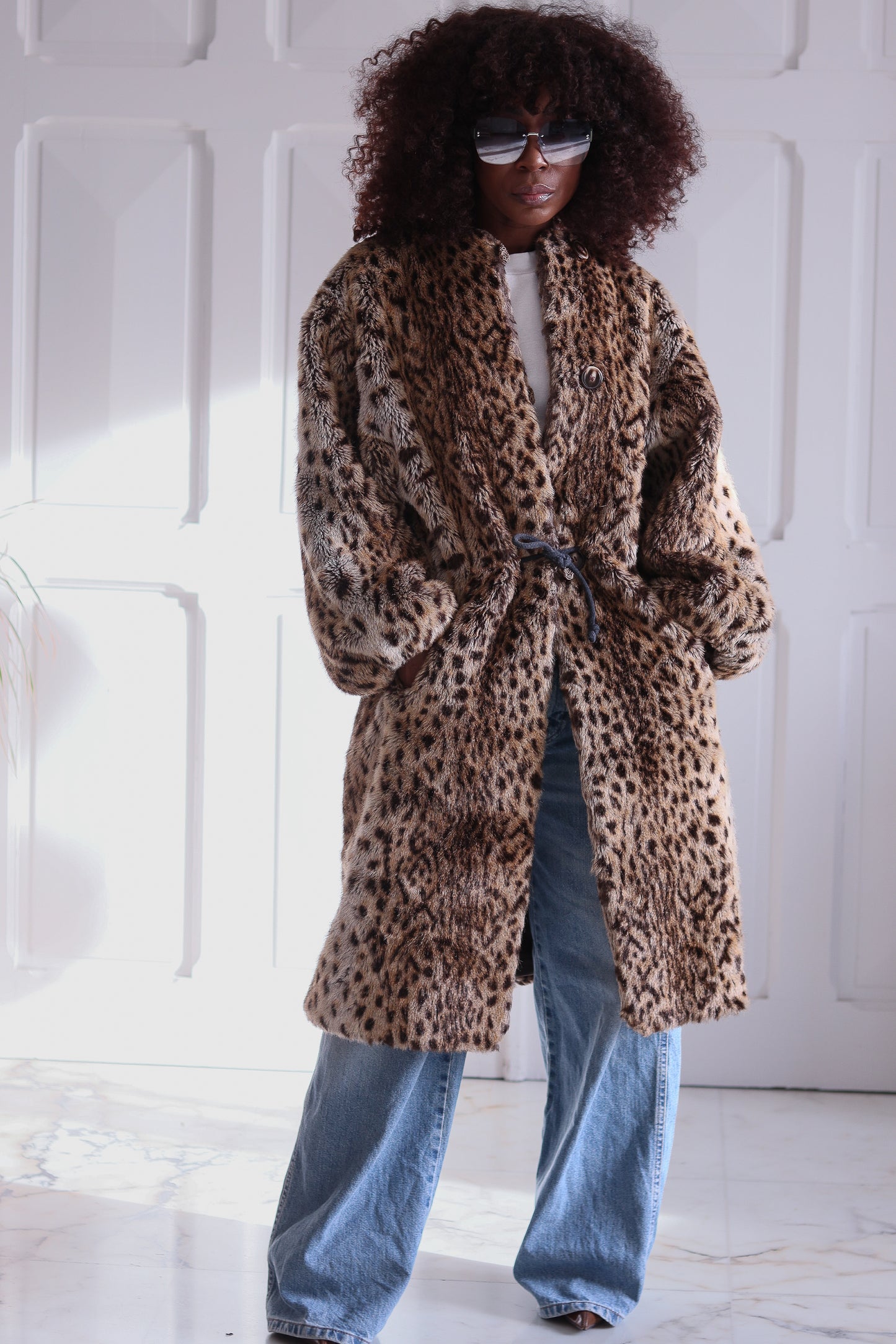 Sylvia Dorante manteau fausse fourrure