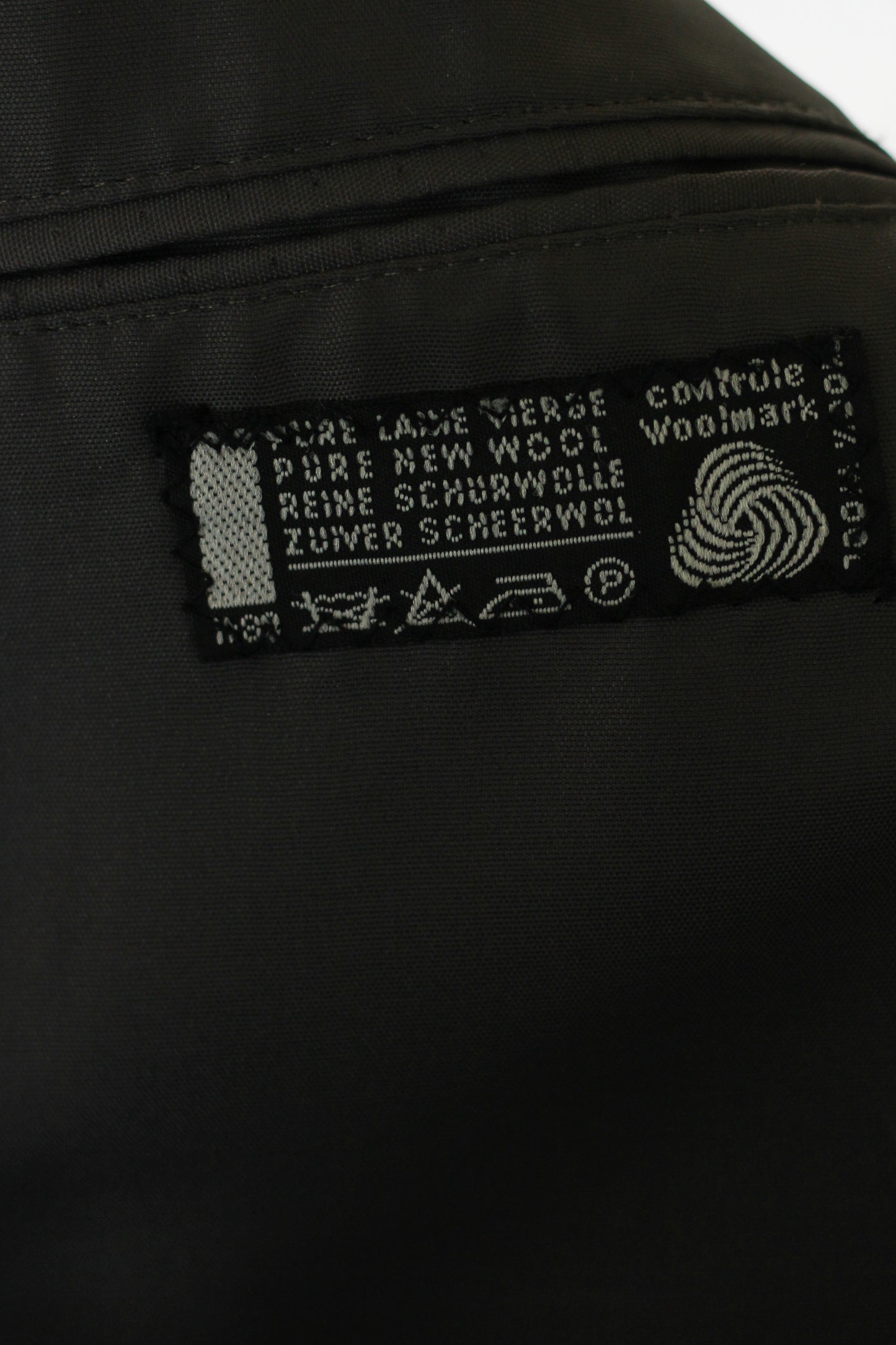 Tailleur pantalon masculin en laine