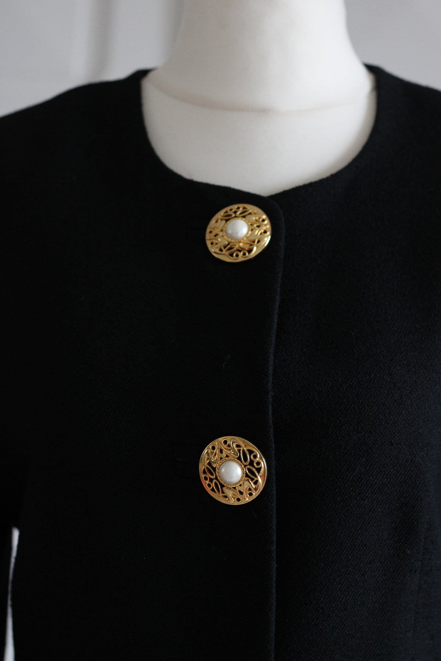 Veste de cocktail vintage à boutons bijoux